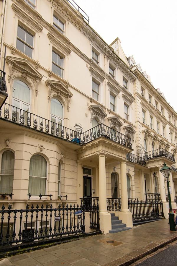 London Central Studio Luaran gambar