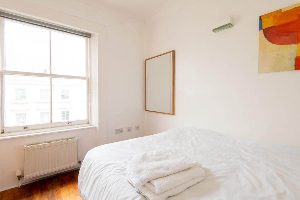 London Central Studio Luaran gambar